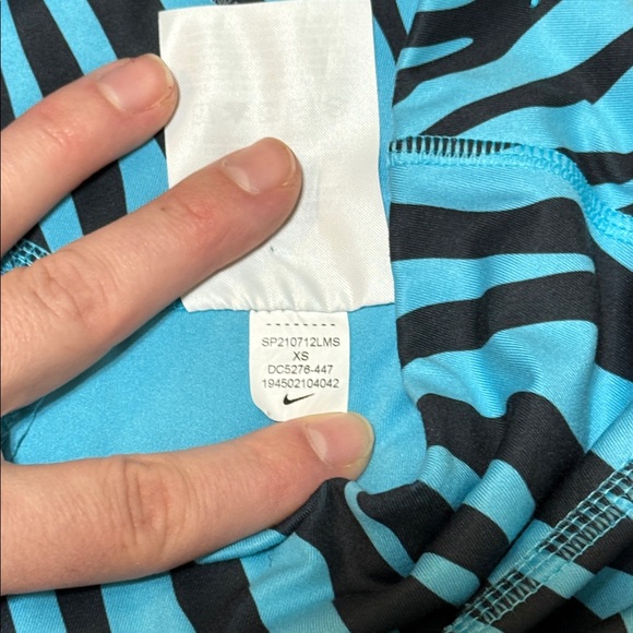 Bold Nike One Icon Clash Blue Black Zebra Print Leggings XS - Picture 7 of 8